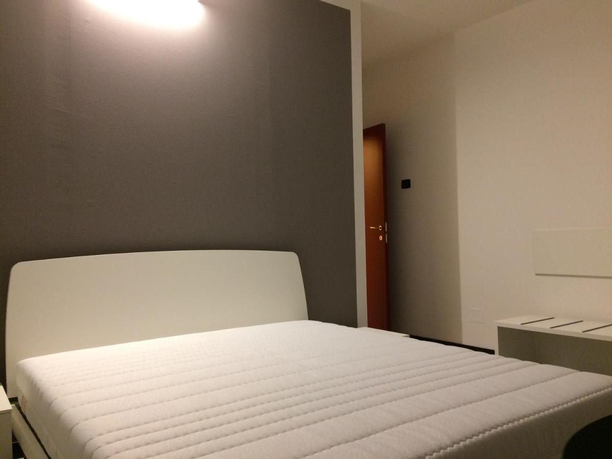 Sub14 Suite Con 2 Camere Da Letto Grandi Reggio Emilia Eksteriør bilde
